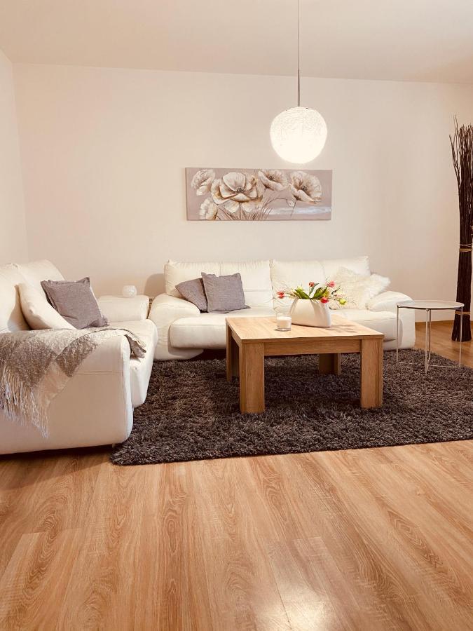 Trio Apartments Ostrava Luaran gambar